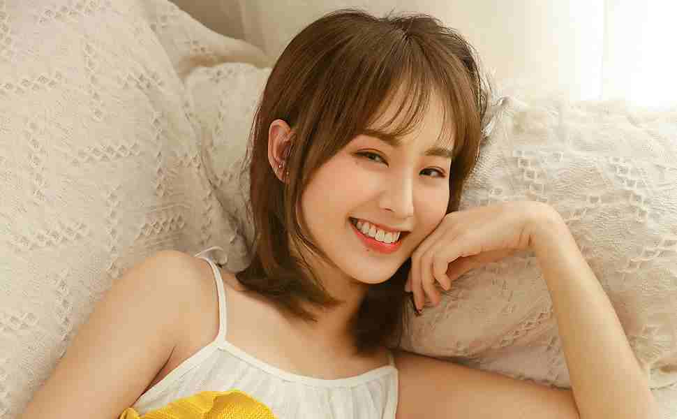 黑洞科普视频-金三角少女集中营电影